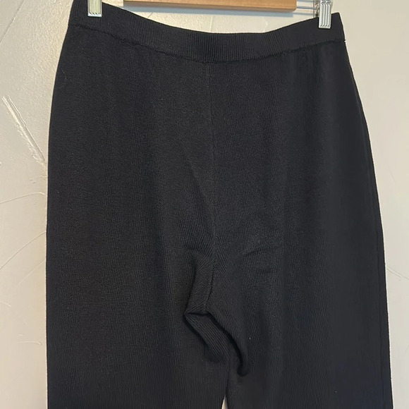 St. John Collection Long Wool Non Wrinkle Pants EUC - Picture 6 of 9